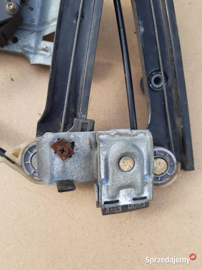 Polo III Lift 6N2 3D Podnosnik lewy elektryczny