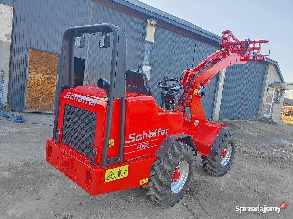 Ładowarka Schaffer 4042 Kropiewnica-Gajki sprzedam