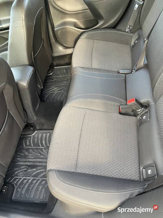 Opel astra K Dąbrowa Biskupia