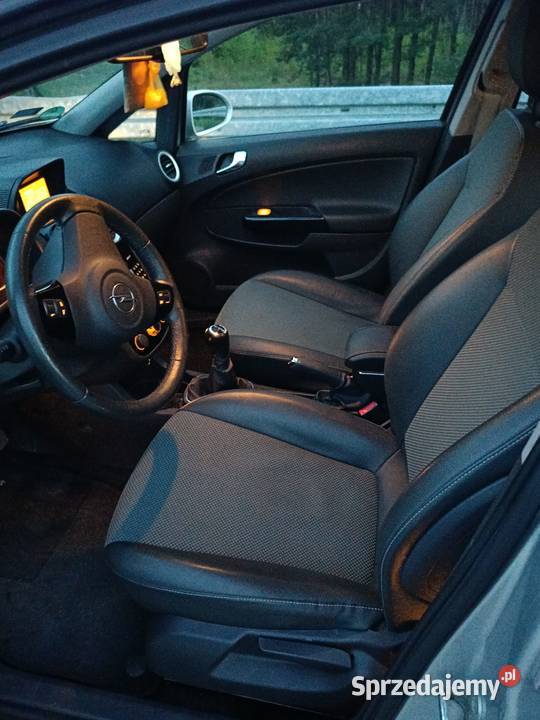 Opel Corsa 12 Benzyna 2009 Model Harter z Corsa Skarżysko-Kamienna sprzedam