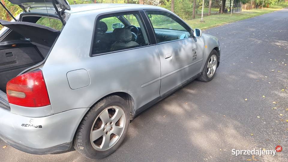 AUDI A3 19TDI 110 manualna Radom