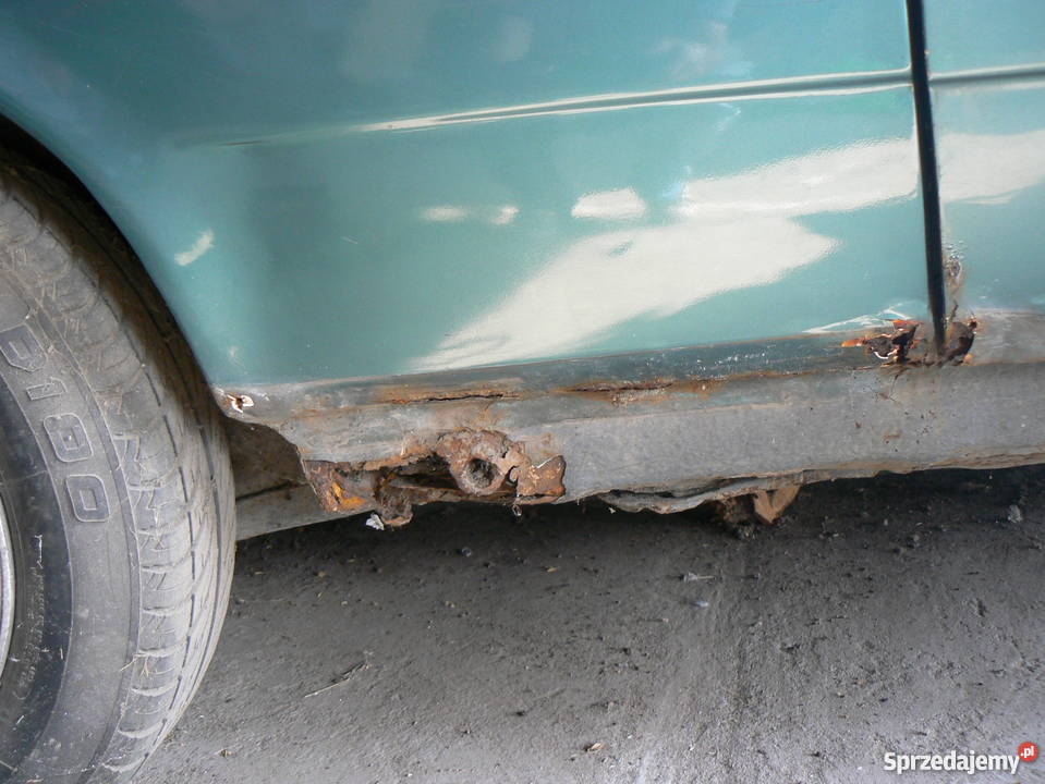NERCEDES W123 COUPE W123 Mercedes-Benz Warka