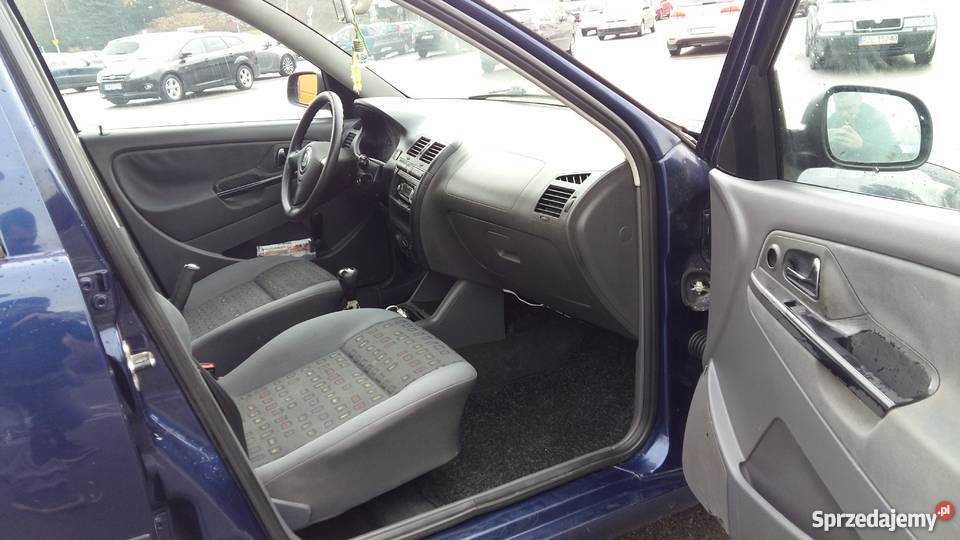 Seat Ibiza 14 MPI 2000r 5 drzwi TANIO Zarejestrowany w Polsce Rzeszów