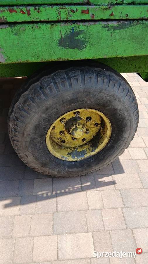 Rozrzutnik 35t nieuszkodzony Turek sprzedam