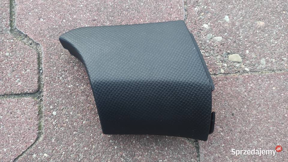 Toyota Yaris II plastik deski rozdzielczej Otwock