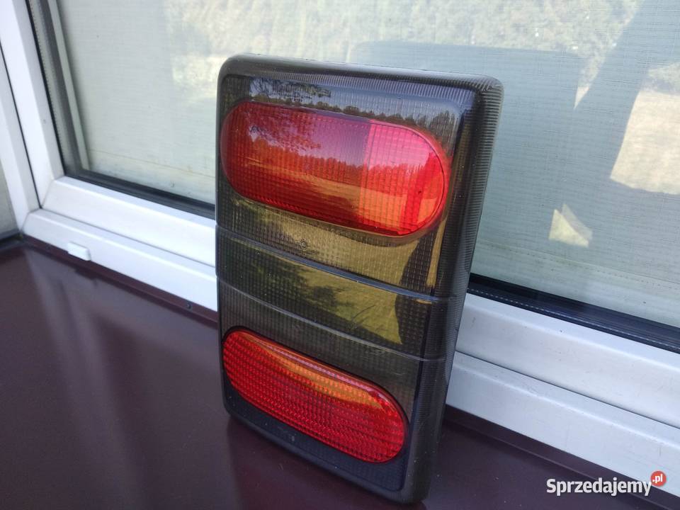 Renault Trafic I 1 lampa tył tylna lewa wkład osobowe łódzkie Sieradz