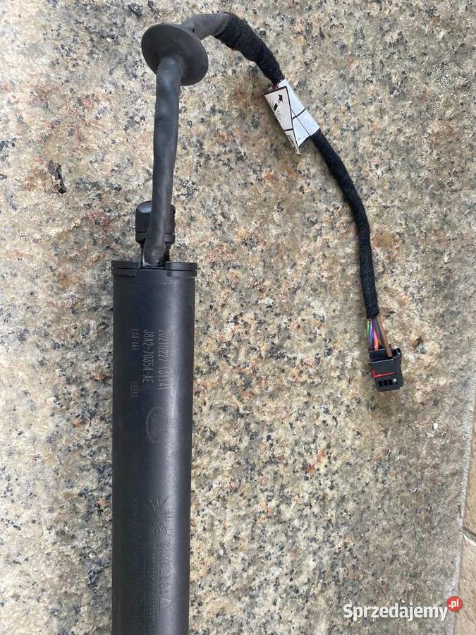 RANGE ROVER VELAR 2021 SIŁOWNIK KLAPY Sękocin Nowy