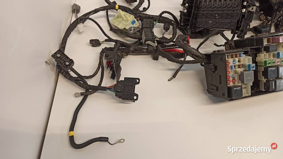 VOLVO V40 II WIĄzKA KOMORY SILNIKA 16 31334234 sprzedam