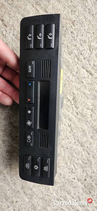 Panel nawiewu klimatyzacji BMW E46 6917004 Wykroty