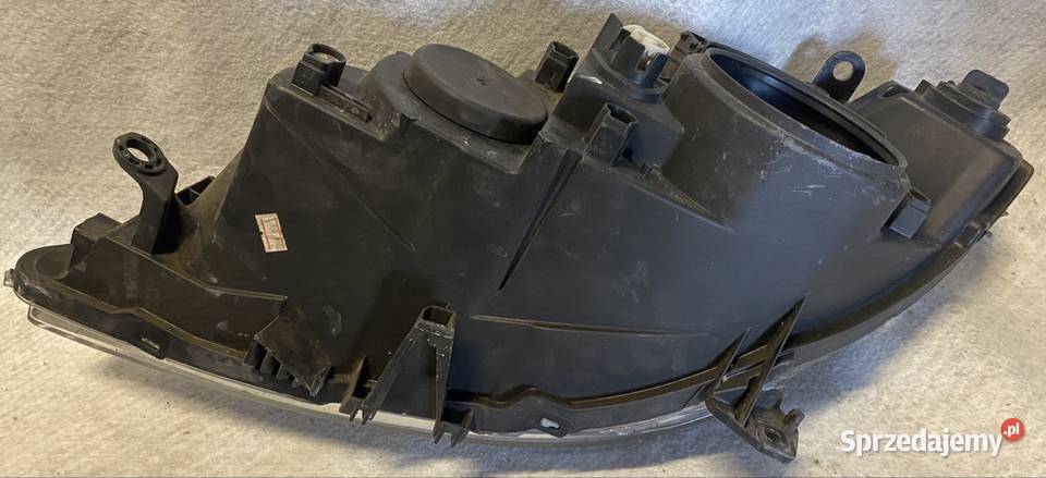LAMPA REFLEKTOR PRAWY PRZÓD PEUGEOT 307 0105 Jasienica