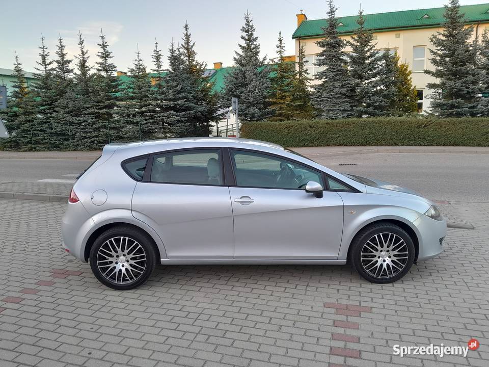 LEON 1.6 * klimatyzacja * 5 drzwi * 102 KM * ABS * isofix *