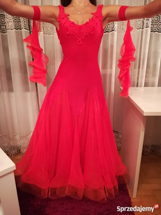 SUKIENKA DO TAŃCA TOWARZYSKIEGO ST