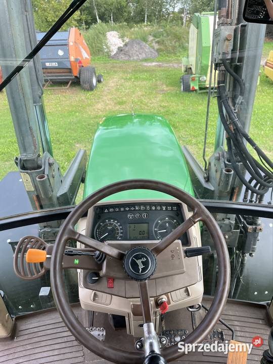 JOHN DEERE 6510 Zbuczyn