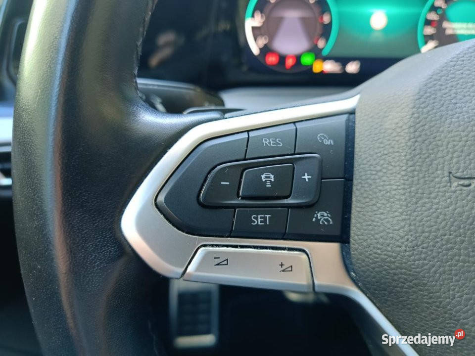 Volkswagen Golf 2022r FV 23 4x4 ACC Navi Rok produkcji 2022 Rybnik