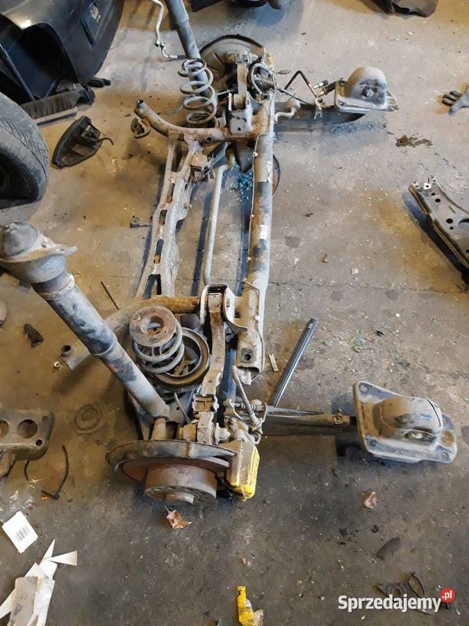 Wózek sanki tył Audi a3 8p kąpletny sprężyna Skarszewy