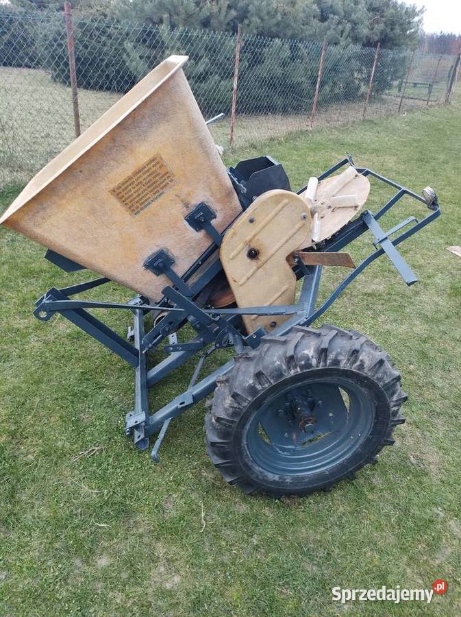 Rozsiewacz do nawozu KOS śląskie Miedźno