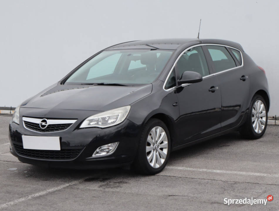 Opel Astra 16 16V Rok produkcji 2011 Lublin sprzedam