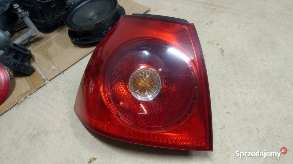 Lampa lewy tył lewa tylna VW Golf V 5 hatchback Lampy tylne Biłgoraj