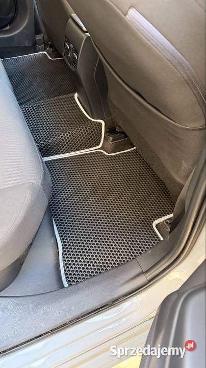 Corolla 18 hybryda stan idealny Motoryzacja