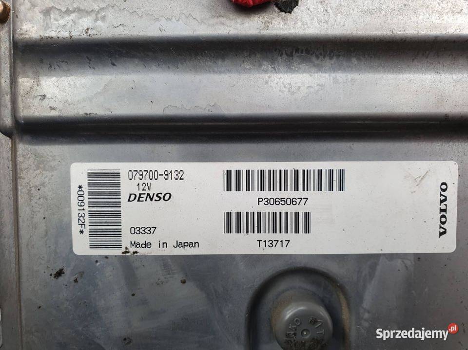 KOMPUTER SILNIKA ECU VOLVO V50 30650677 Lipno