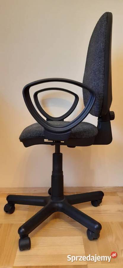 Fotel biurowy obrotowy stan Przemyśl