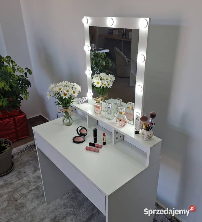 TOALETKA KOSMETYCZNA NOWA świętokrzyskie sprzedam