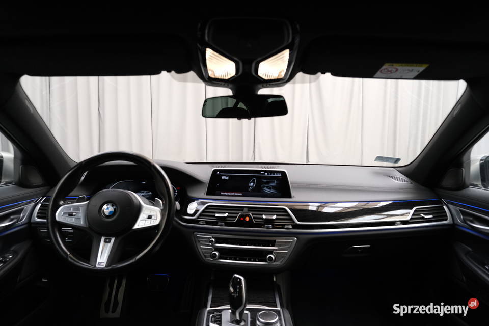 BMW 740i 2022 299800 ccm 333 mazowieckie Warszawa sprzedam
