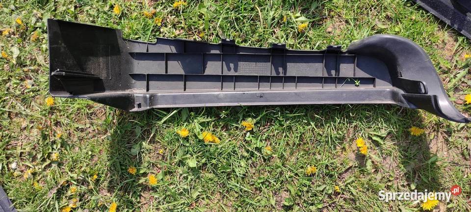 Kompletne wnętrze kufra golf IV Wyposażenie wnętrza Rumianek