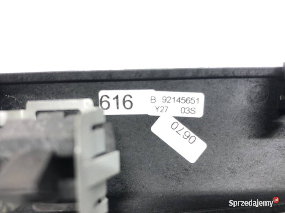 LISTWY DEKOR AUDI A4 B8 8K0863305 Kombi 0715