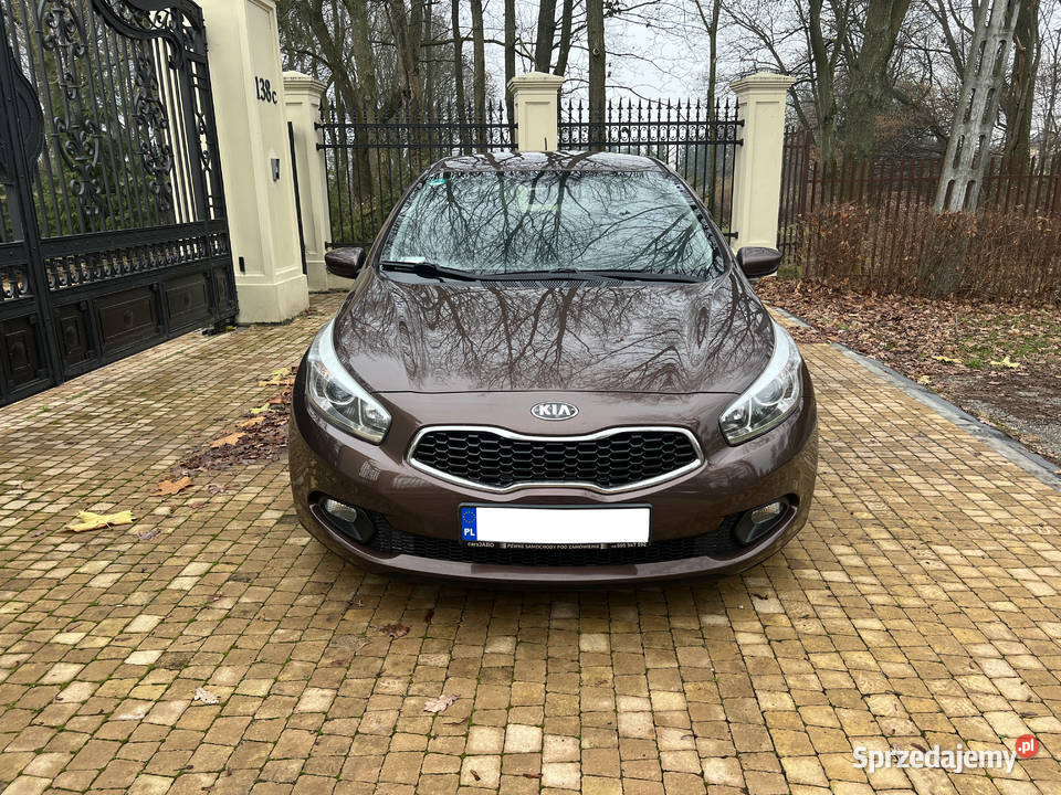 Kia Ceed II 14 Benzyna LPG 100 HB Czekoladowy manualna świętokrzyskie Nowa Słupia