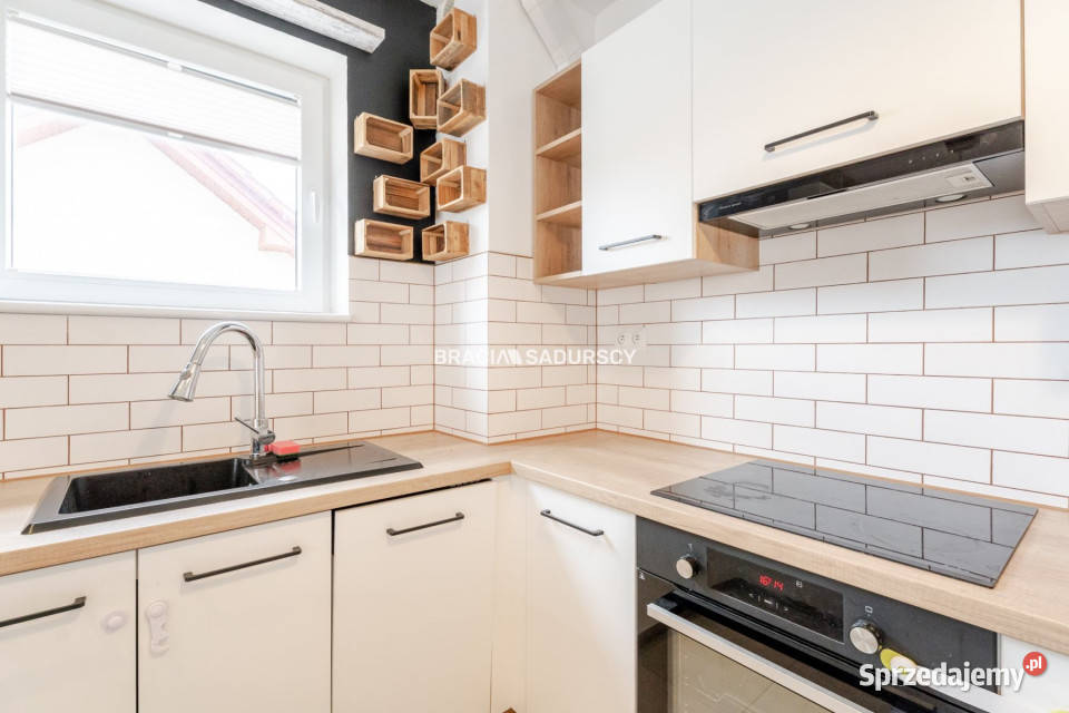 Sprzedaż mieszkania 6657m2 3 pokoje Wieliczka 10740zł/m2