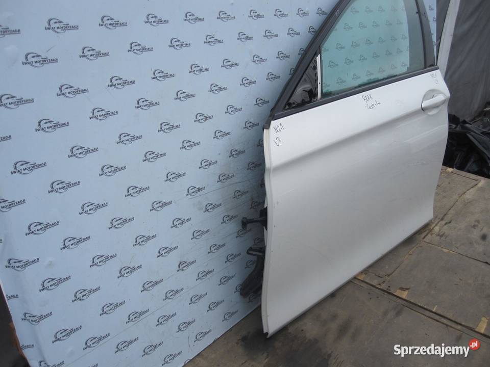 BMW F10 LIFT drzwi lewe przód