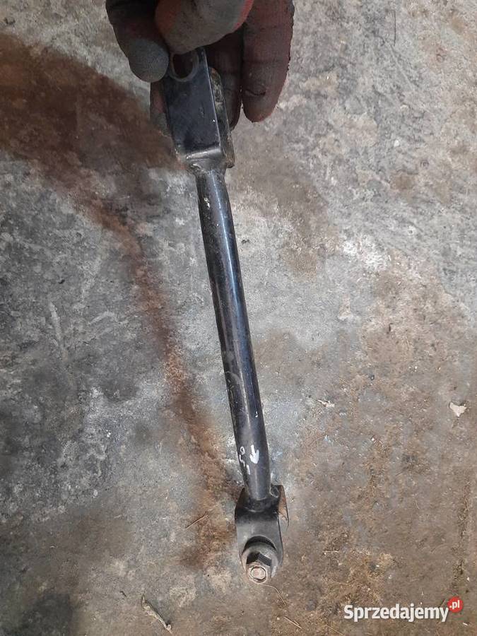 Kawasaki klf 300 wahacz wspornik mocowanie