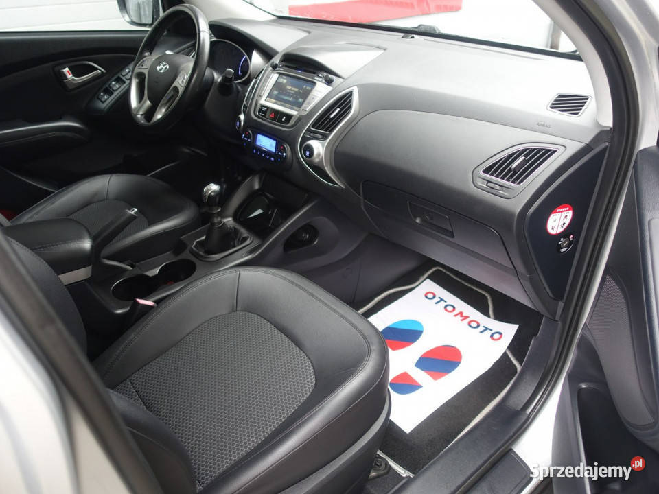 Hyundai ix35 16i Navi Alu Klimatronik Półskóra lakier metallic Częstochowa
