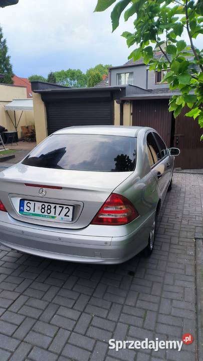 Garażowany i zadbany Mercedes C klasa W203 śląskie Siemianowice Śląskie