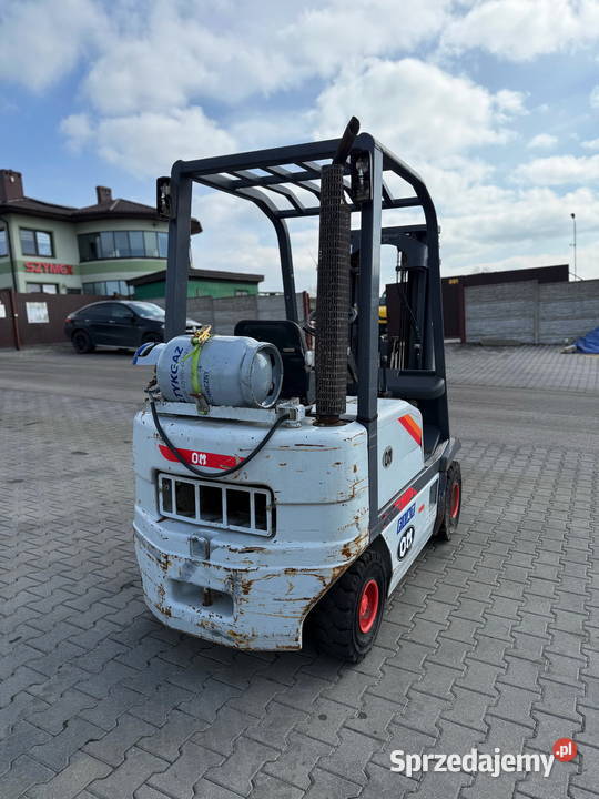 wózek widłowy FIAT OM G20 LPG 2000 TRIPLEX 44m Działoszyn