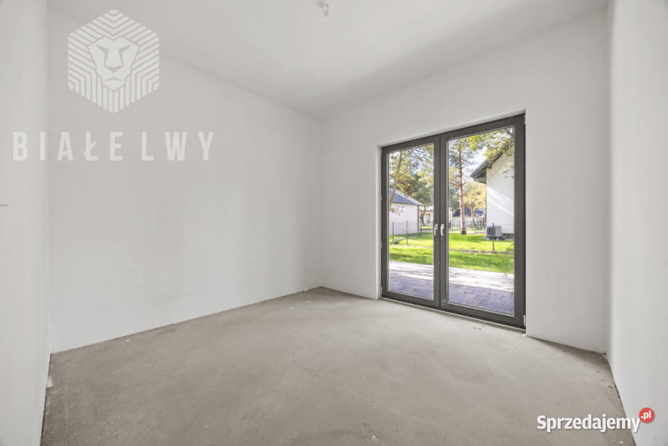 Dom wolnostojący 15401m Łoś Rok budowy 2023 sprzedam