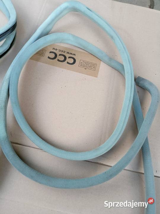 Mercedes 190 uszczelki materiałowe wokół drzwi Skarżysko-Kamienna