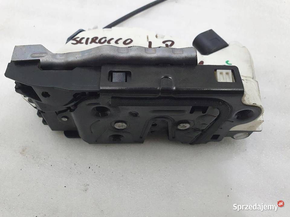 ZAMEK DRZWI LEWY PRZÓD VW SCIROCCO 5N2837015C wielkopolskie