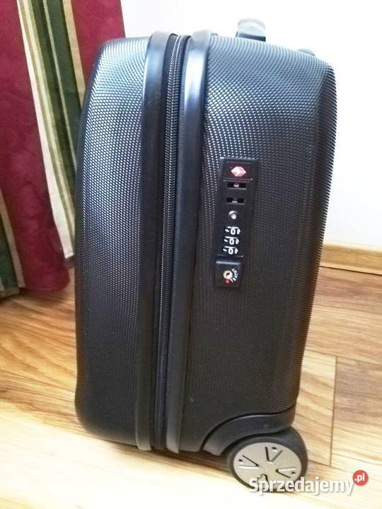 Walizk znanych firm Samsonite i Titan Lublin
