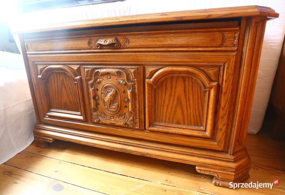 Duża drewniana rzeźbiona komoda skrzynia pomorskie Gdańsk