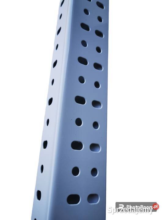 Kątownik perforowany 60x40x2mm RAL 3200 1 MB Produkcja Kozienice