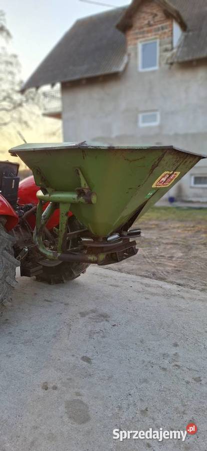 Rozsiewacz nawozu dwu talerzowy Amazone E 602 Sieradz