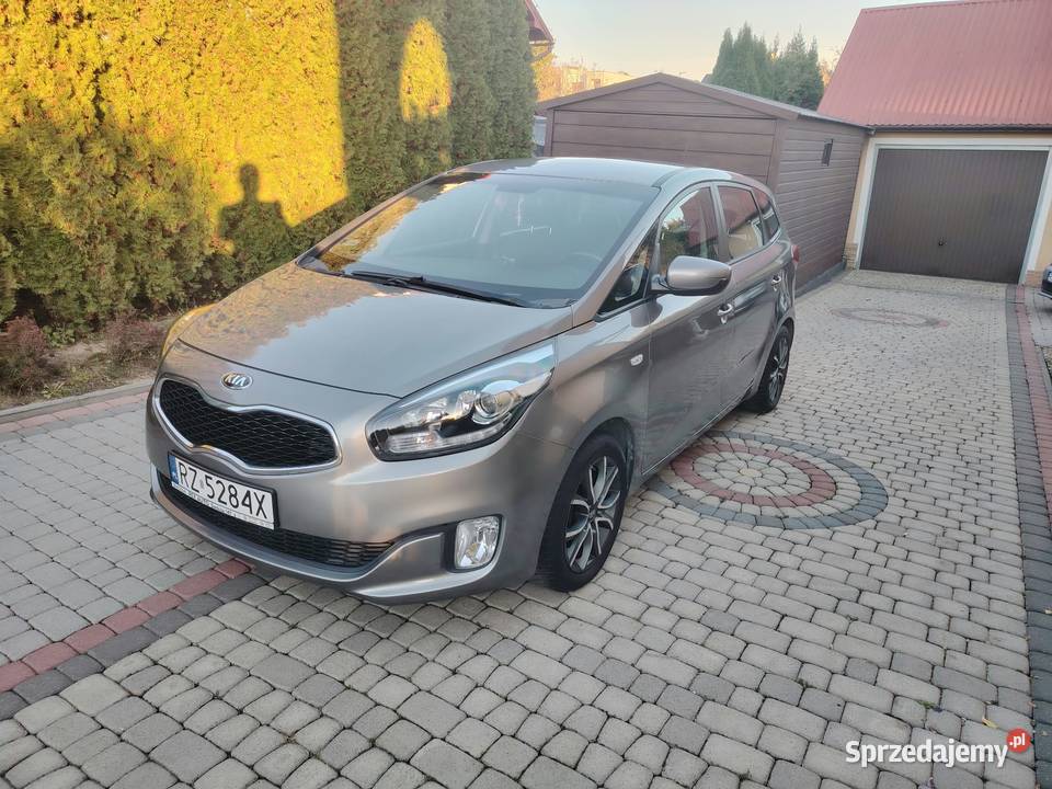 Kia Carens