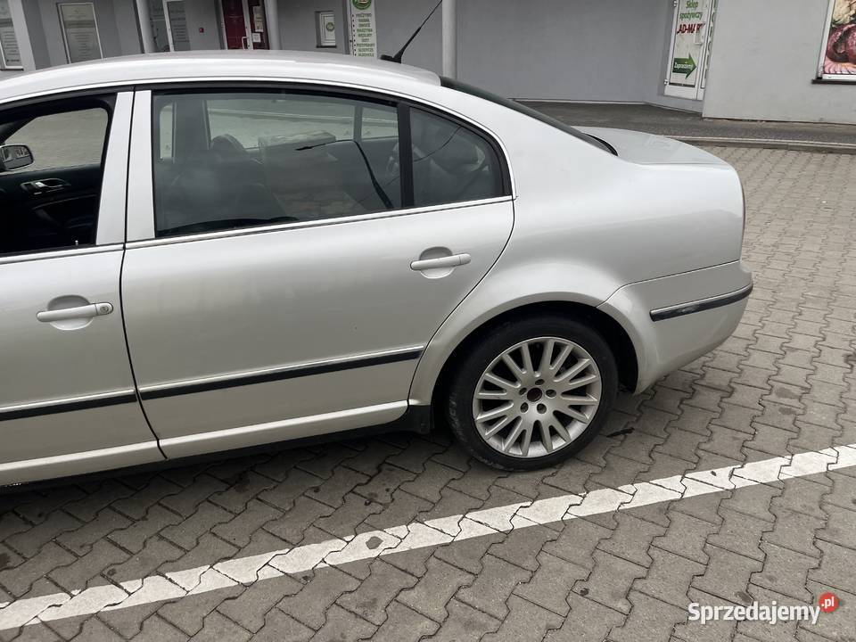 Skoda Superb 25 2003 łódzkie