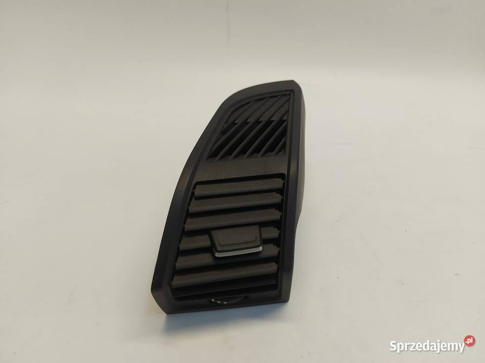 BMW i3 i01 REX Kratka nawiewu lewa 9283004 osobowe