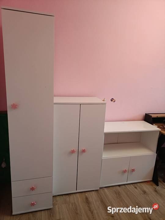 Zestaw mebli dziecięcych Czarnocin sprzedam