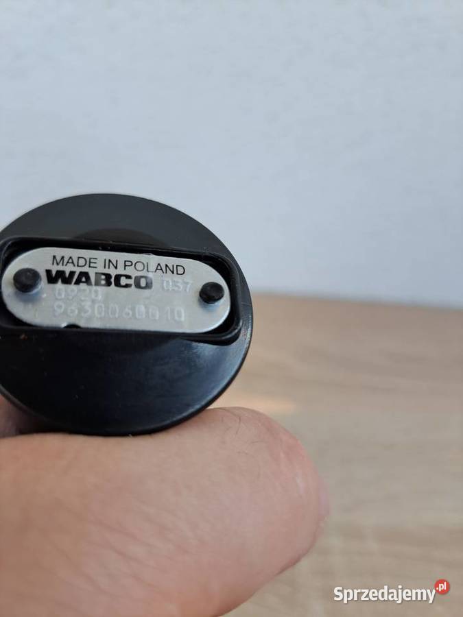 ZAWOR LUZUJACY M16X15 Wabco 9630060010 Niwka