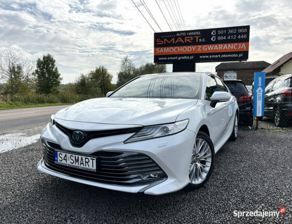 Toyota Camry 25 Hybrid eCVT Executive Pakiet VIP aluminiowe felgi Camry sprzedam