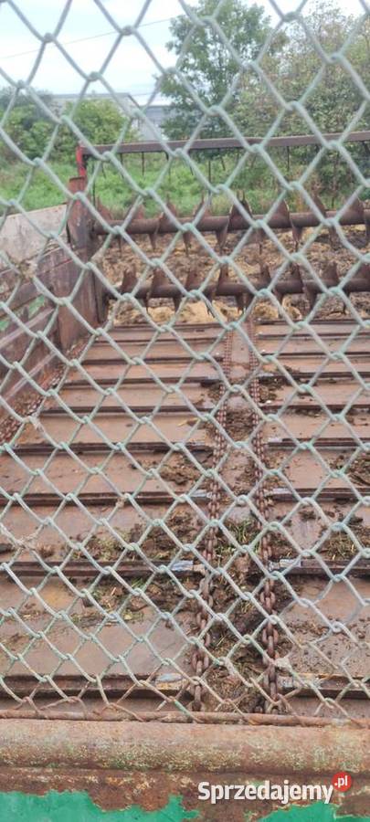 Rozrzutnik obornika nieuszkodzony Wizna